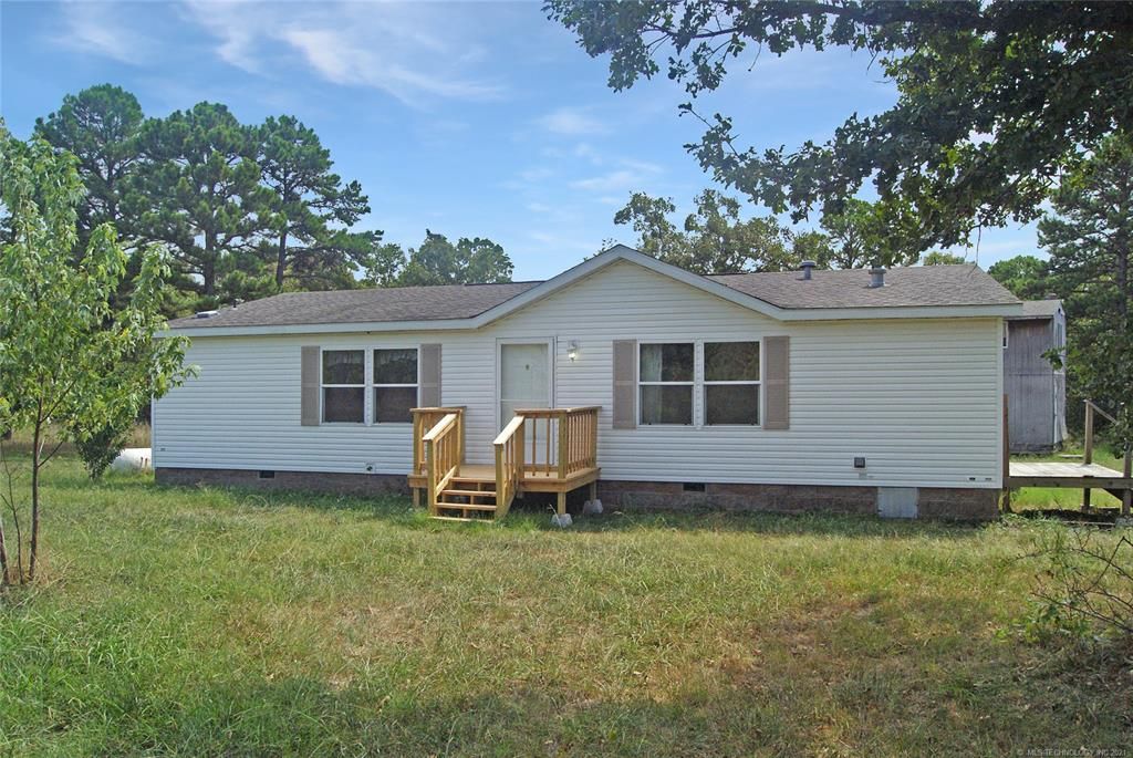 11244 E 484th Dr, Spavinaw, OK 74366