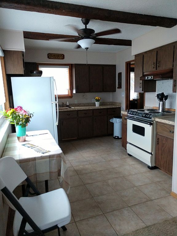 1617 Oakland St, Saint Clair, MI 48079 Trulia