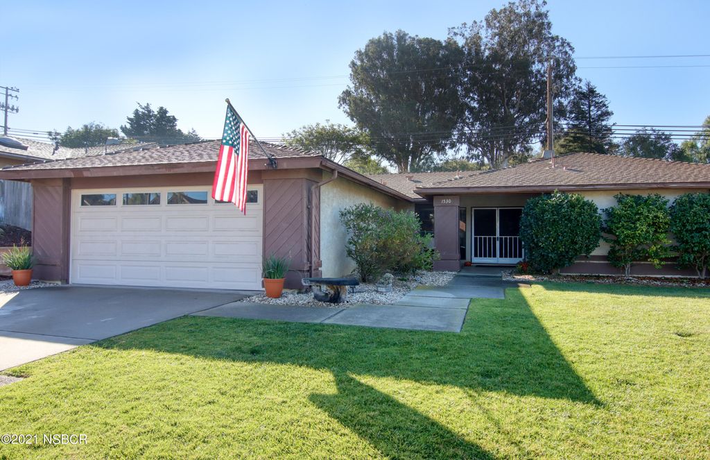 1530 Tiffany Park Cir, Santa Maria, CA 93455