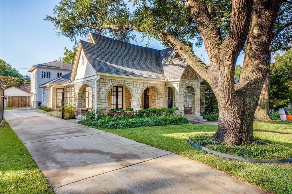 5410 McCommas Blvd, Dallas, TX 75206
