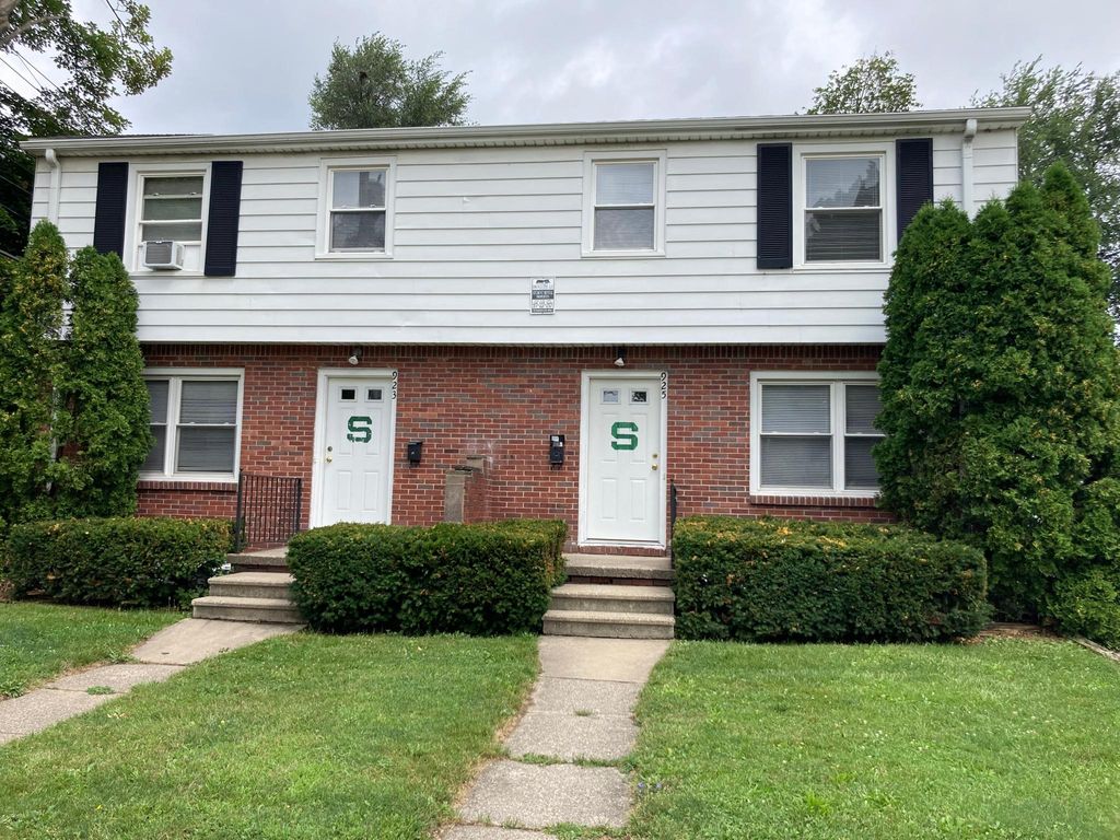 923 Ann St, East Lansing, MI 48823