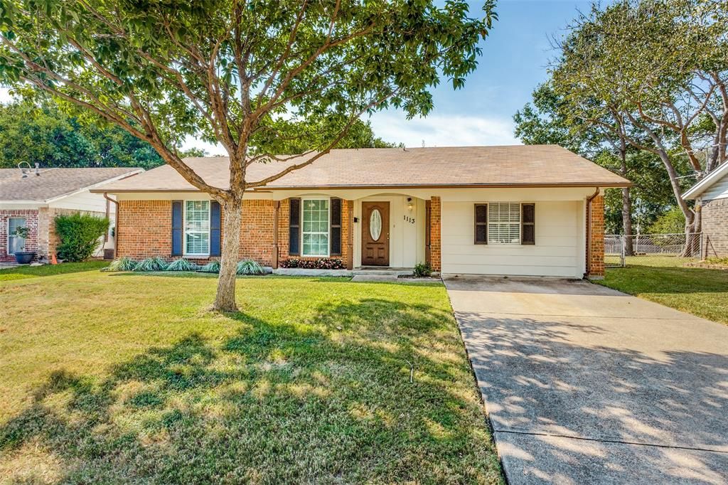 1113 Sam Houston Dr, Garland, TX 75042