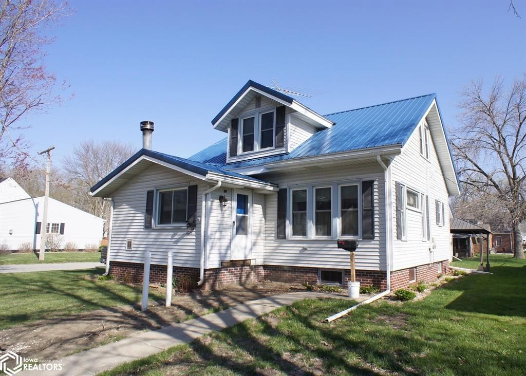 1045 Bank St, Webster City, IA 50595 Trulia