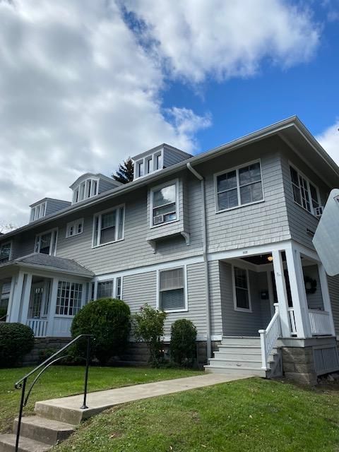269 Laburnam Cres, Rochester, NY 14620