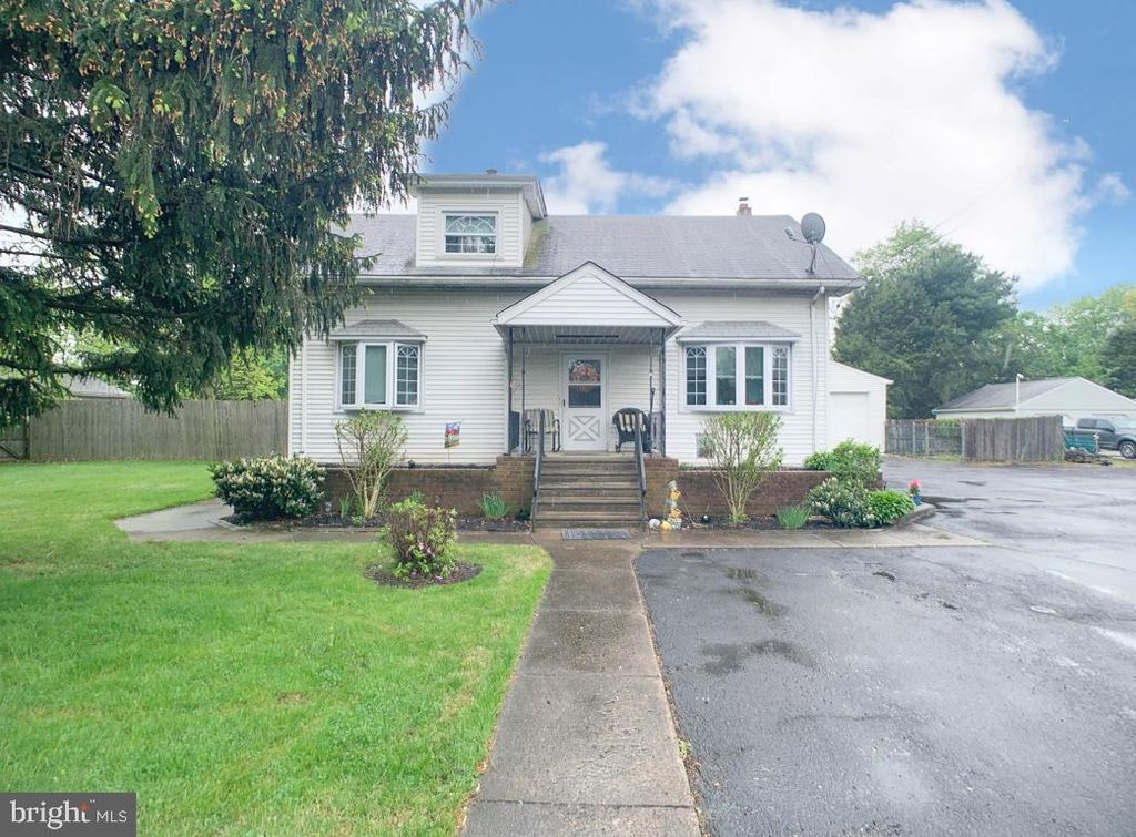 1825 Edgely Rd, Levittown, PA 19057 Trulia