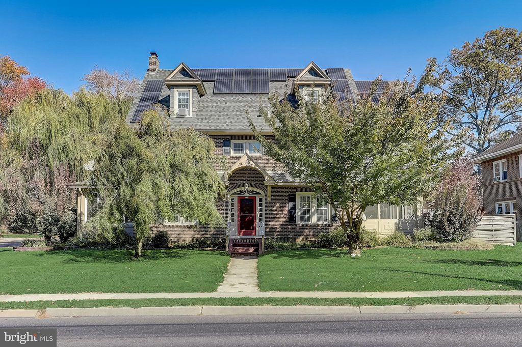 2704 Cove Rd, Merchantville, NJ 08109