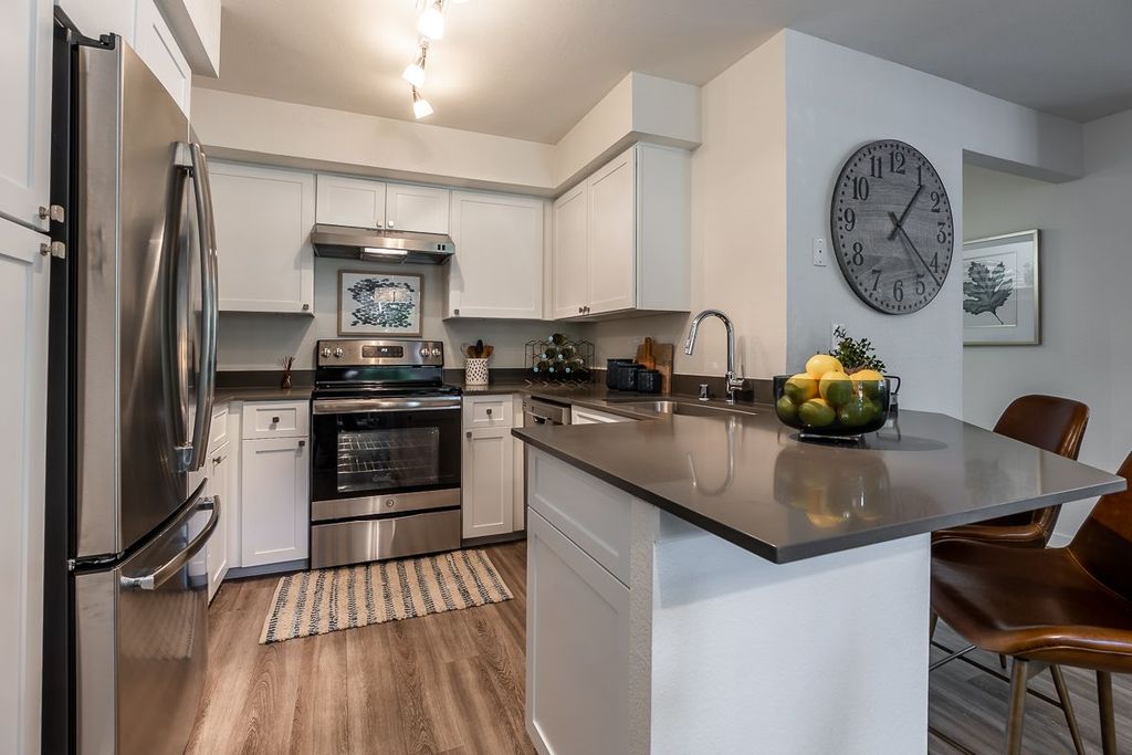 1515 Bellevue Way  NE #1433D, Bellevue, WA 98004