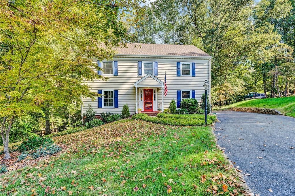 3608 Surrey Ln, Lynchburg, VA 24503