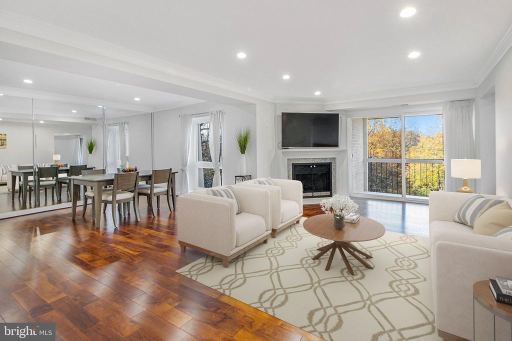 11400 Strand Dr #R-414, Rockville, MD 20852