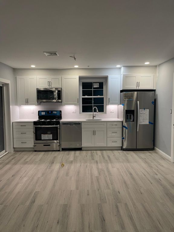 185 London St, East Boston, MA 02128