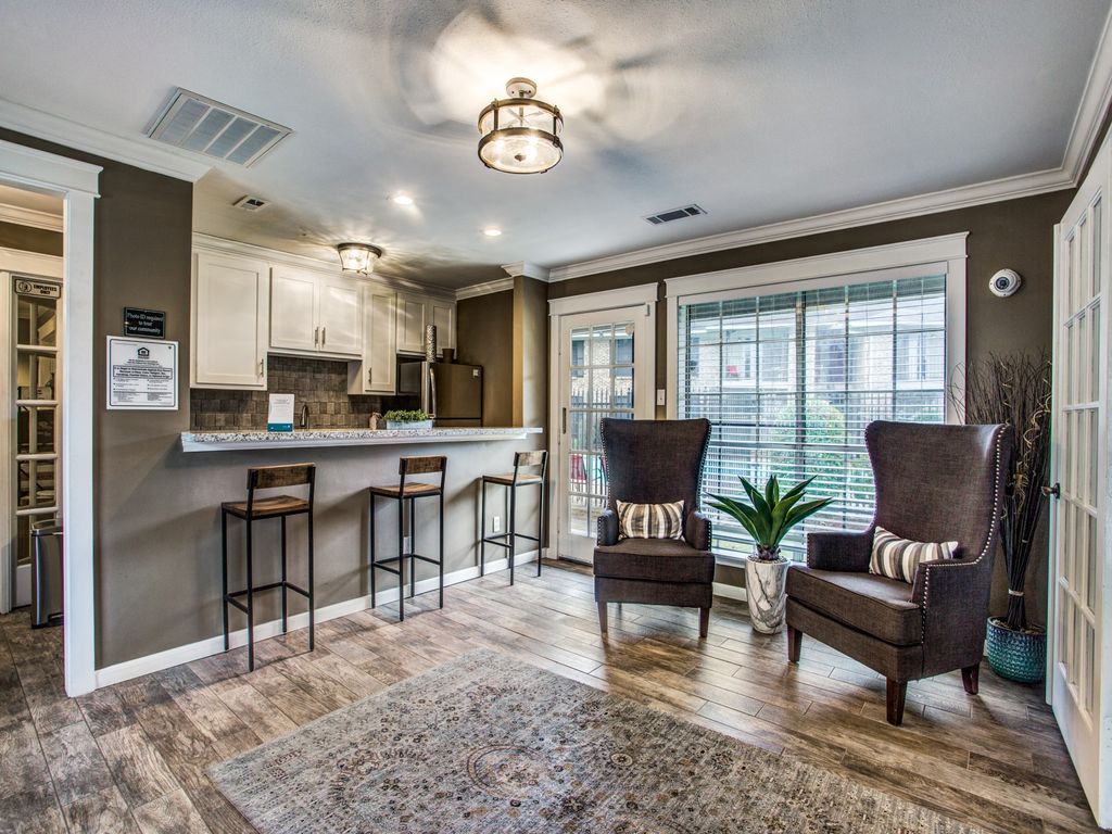 11717 Beamer Rd, Houston, TX 77089
