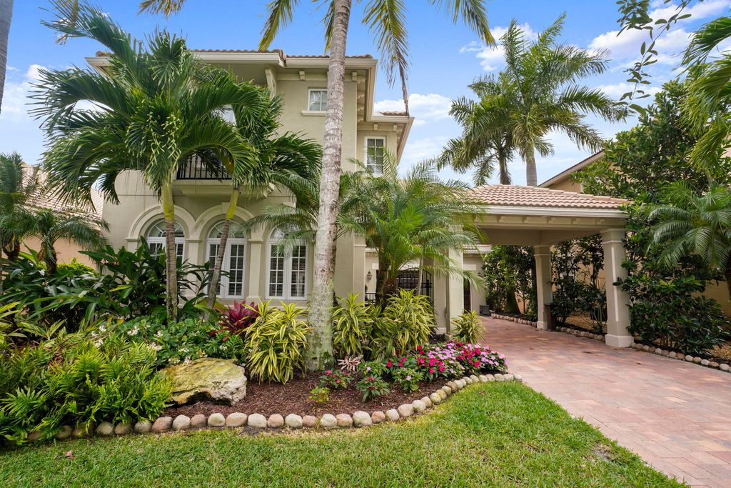 12488 Aviles Cir, Palm Beach Gardens, FL 33418