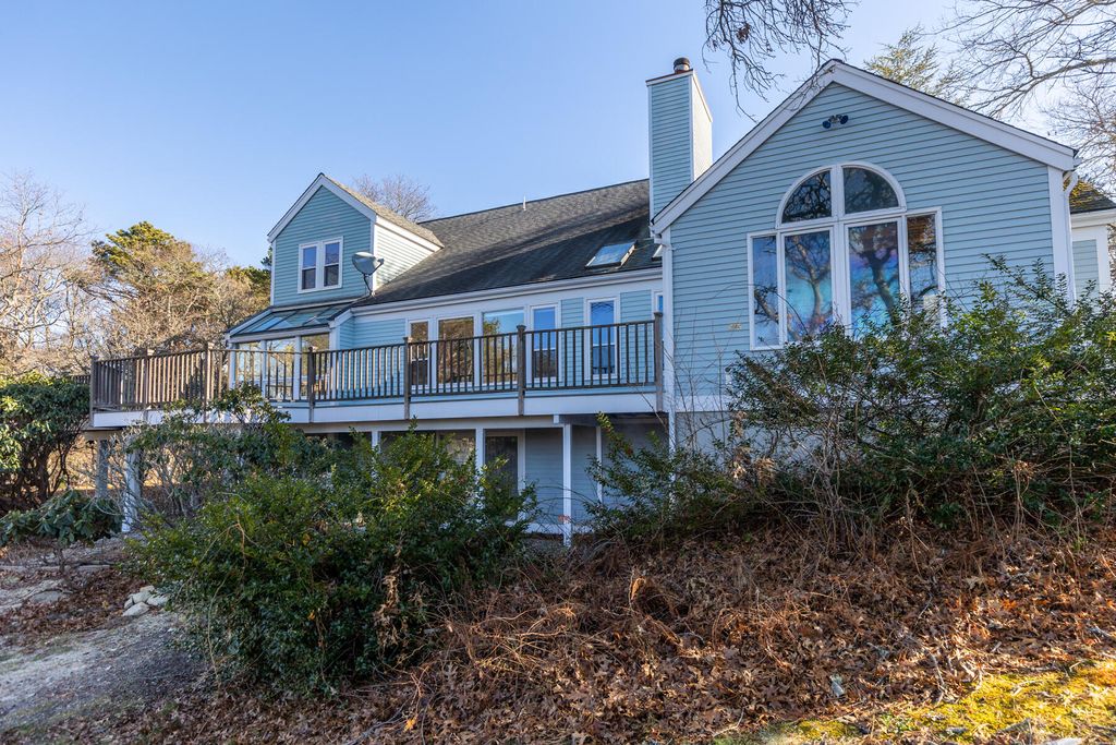 15 Greentree Circle, Falmouth, MA 02536