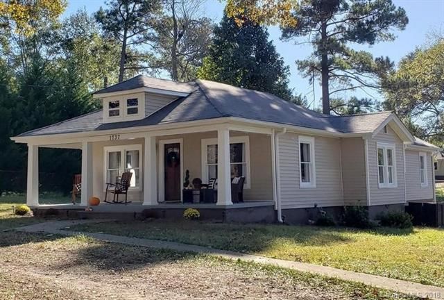 1737 Linwood Rd, Gastonia, NC 28052