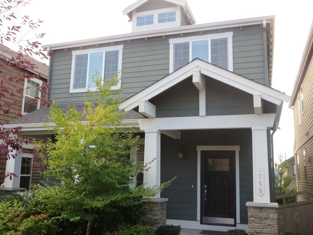1758 9th Ct NE, Issaquah, WA 98029