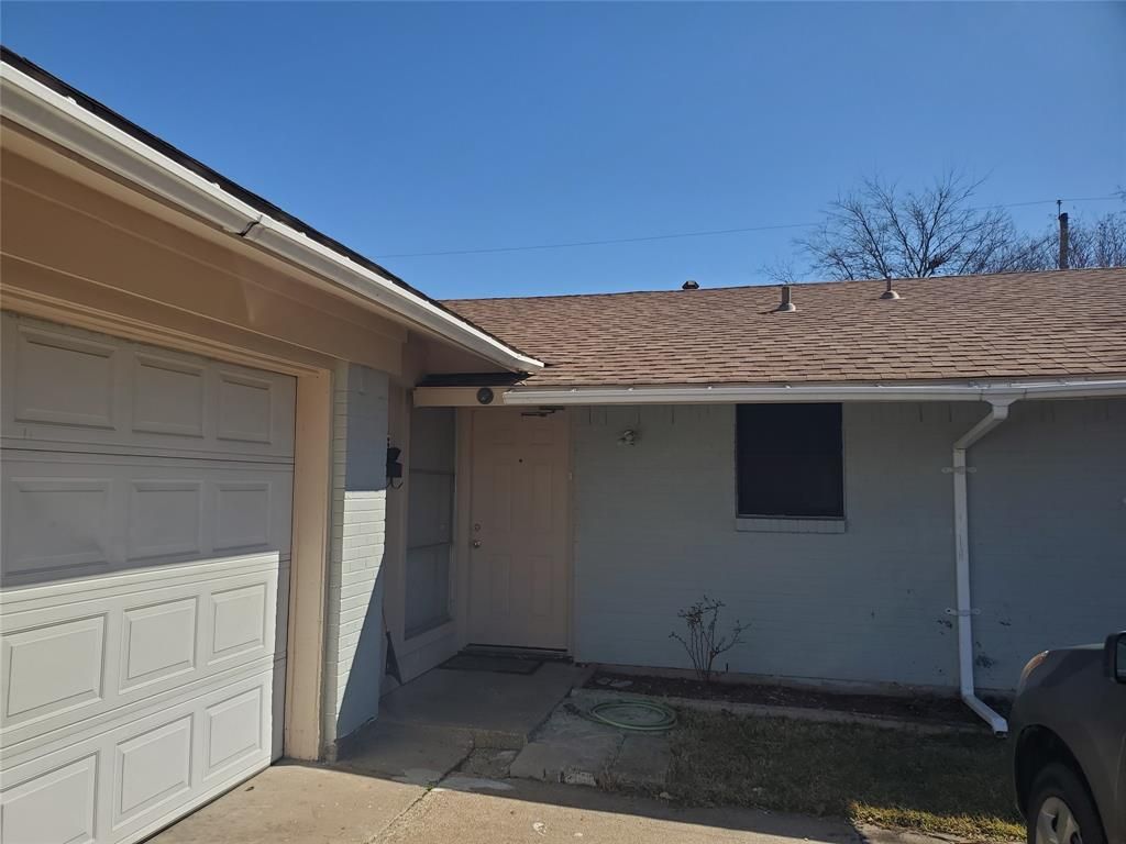 1114 Lawson Dr, Garland, TX 75042