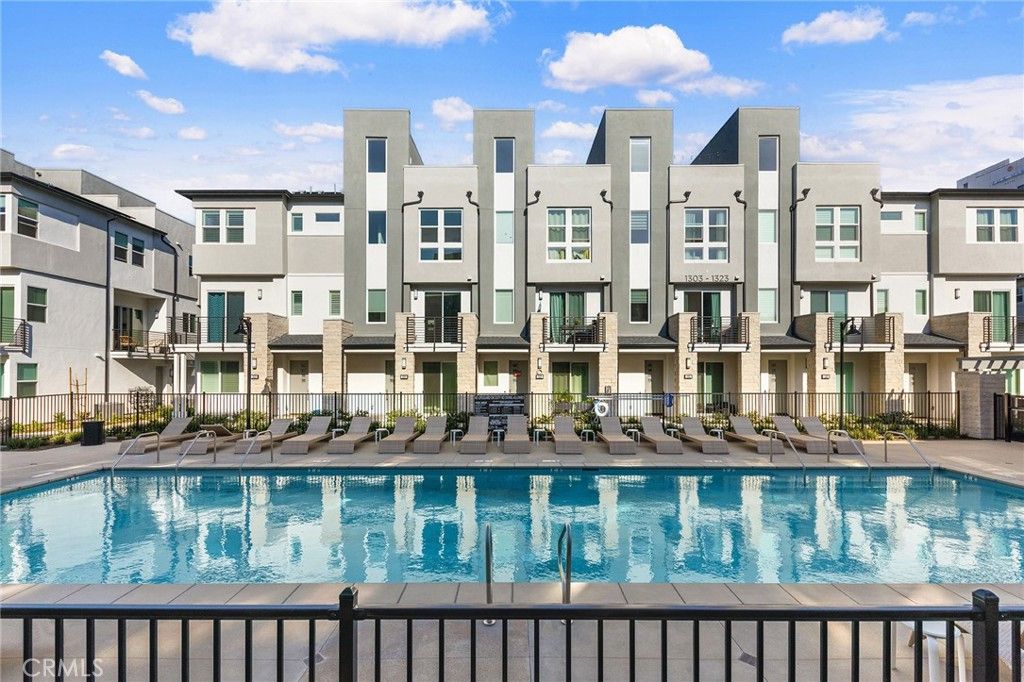 1315 W  Cara Dr, Anaheim, CA 92805