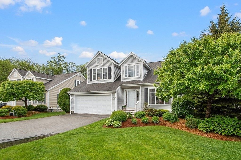 30 Saint Andrews Way #30, North Chelmsford, MA 01863