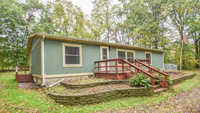 6640 Pinch Hwy, Potterville, MI 48876