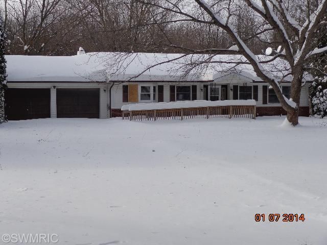 4596 Callahan Rd, Albion, MI 49224