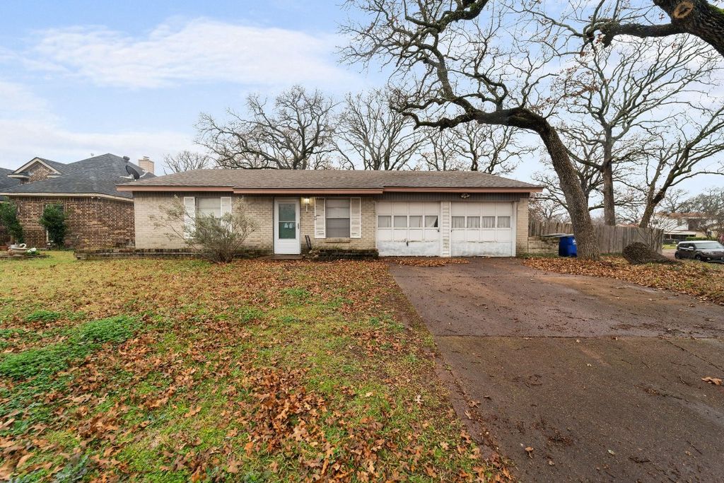 14302 Oakwood Ln, Balch Springs, TX 75180 Trulia