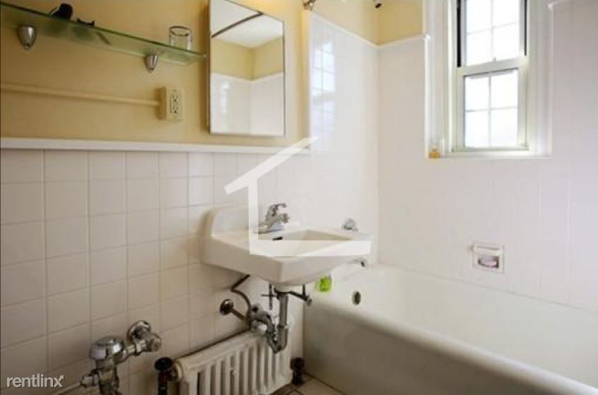 79 Capen St #2LH, Medford, MA 02155