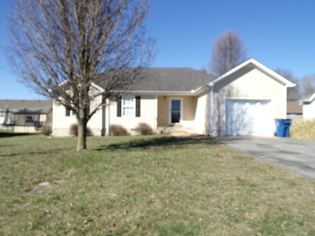 112 Creek Chase Rd #30, Manchester, TN 37355