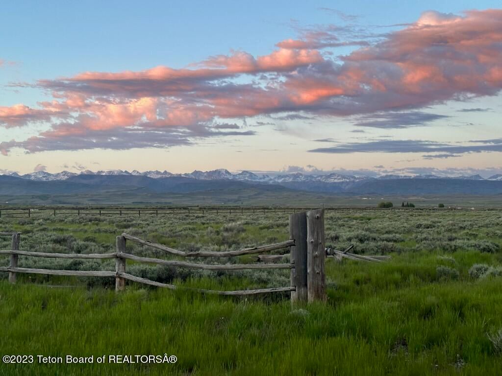 4 Carter Ave, Pinedale, WY 82941 MLS 232445 Trulia