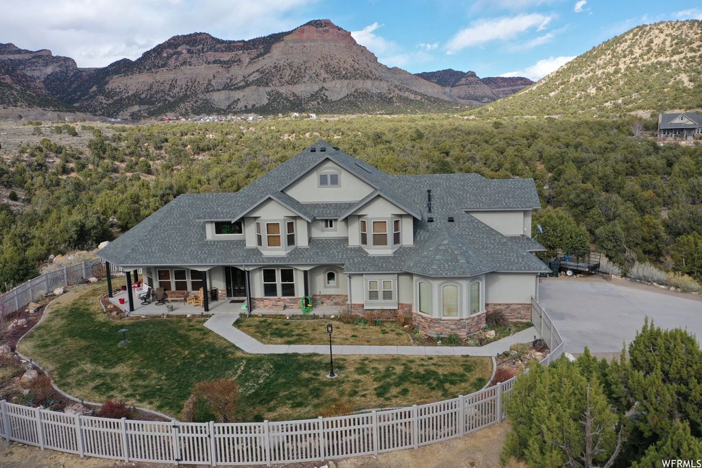 195 E Kestrel Ln, Kenilworth, UT 84529 4 Bed, 4 Bath SingleFamily