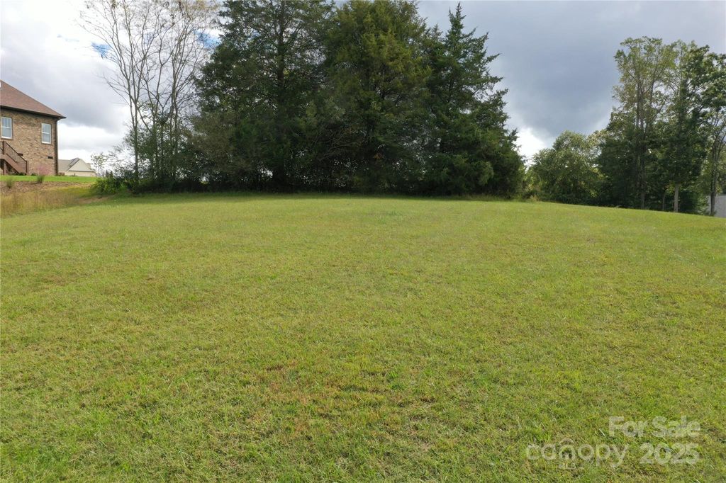 4148 Ridge Rd NE, Conover, NC 28613