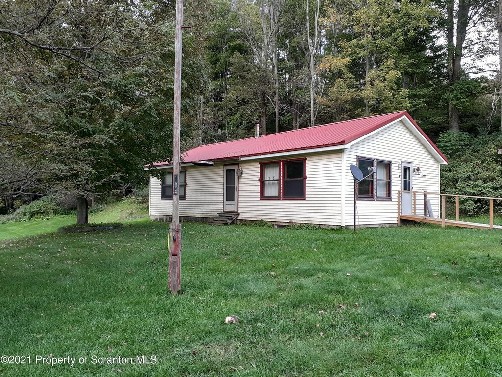 104 Erie Ave, Susquehanna, PA 18847