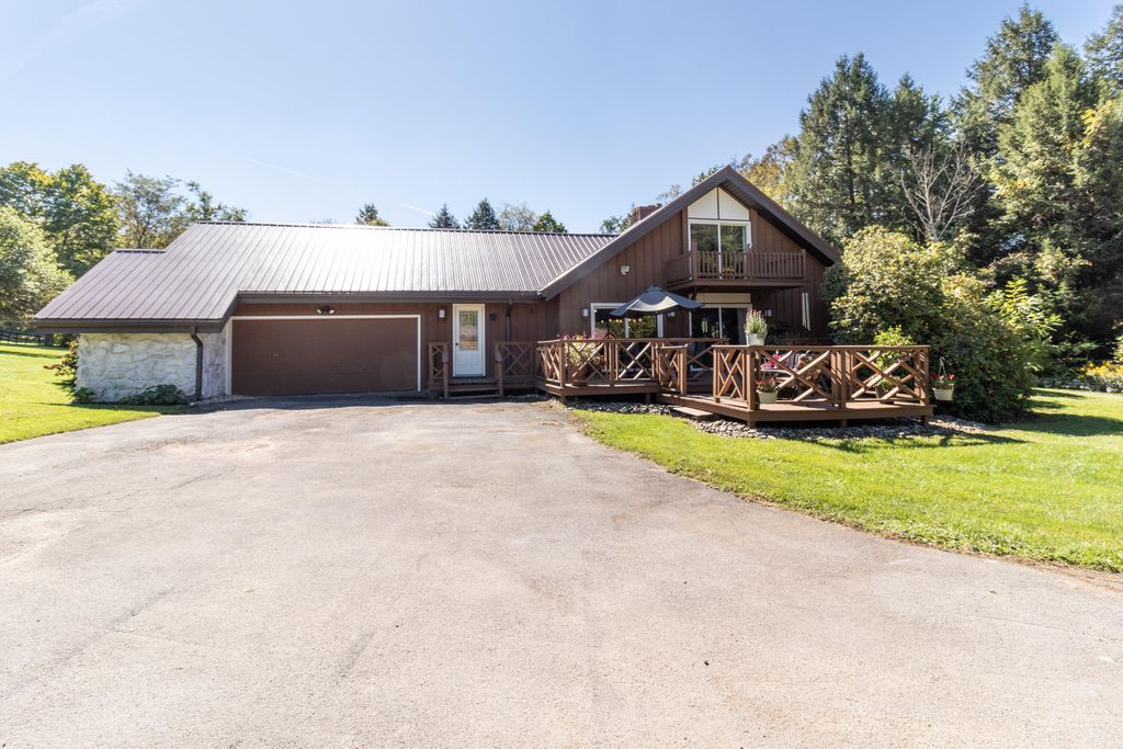 109 Antes Ln, Grampian, PA 16838