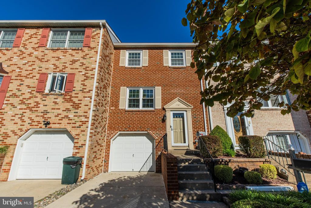 1421 Bittersweet Dr, Blackwood, NJ 08012 Trulia