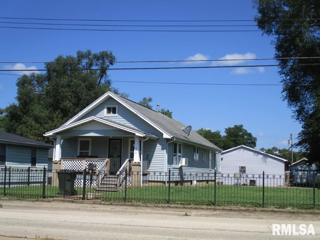 312 Edmund St, East Peoria, IL 61611