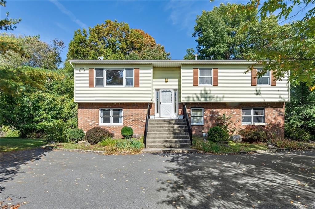 34-36 Orchard St, Nanuet, NY 10954
