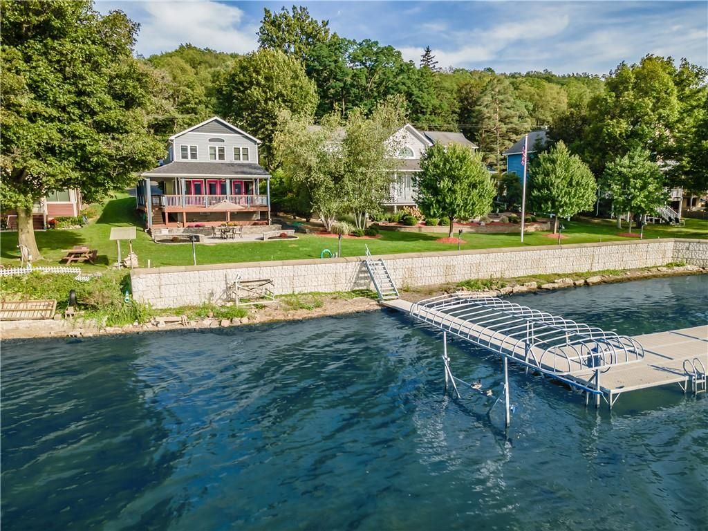5584 E Lake Rd, Honeoye, NY 14471
