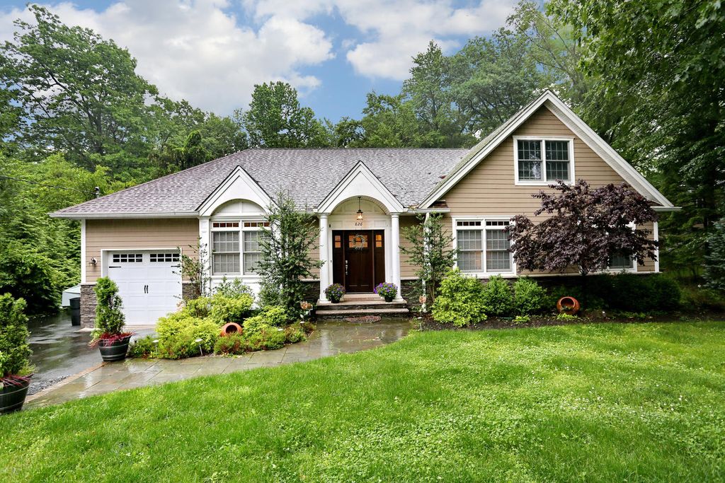 826 Rivervale Rd, River Vale, NJ 07675 Trulia