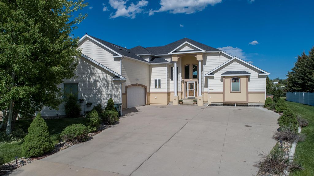 3409 Cameo Ct, Gillette, WY 82718