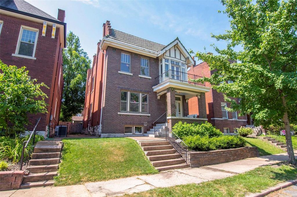 4134 Botanical Ave, Saint Louis, MO 63110