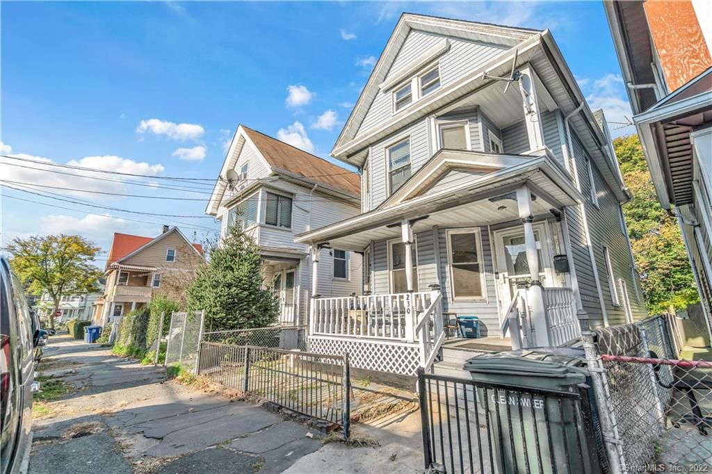 230 Lewis St, Bridgeport, CT 06605
