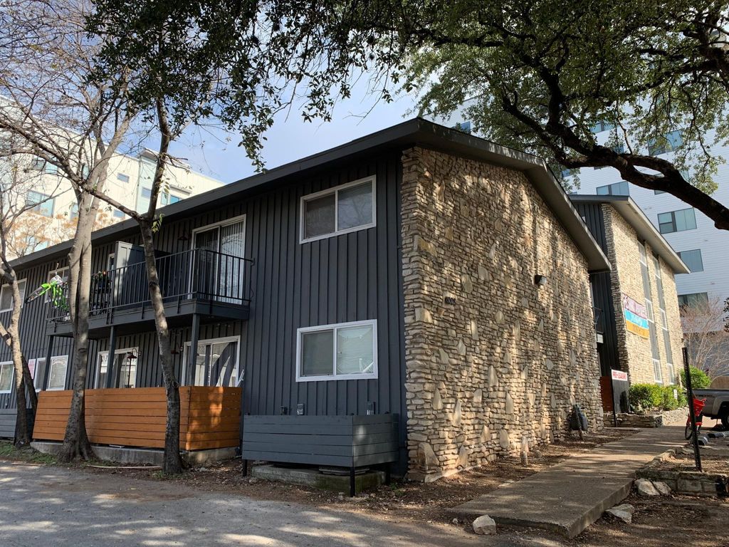 1008 W 25th 12 St, Austin, TX 78705