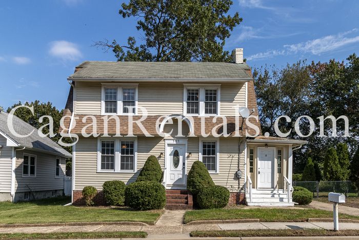 505 Neck Rd, Burlington, NJ 08016
