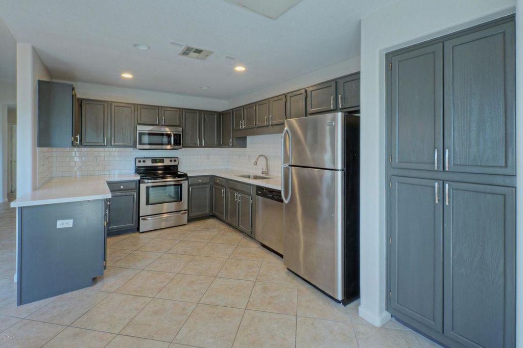 15050 N  Thompson Peak Pkwy #2066, Scottsdale, AZ 85260