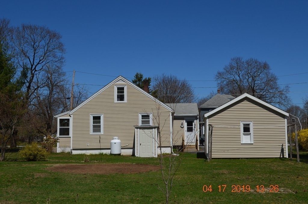 190 West St, Mansfield, MA 3 Bed, 1 Bath SingleFamily Home 23