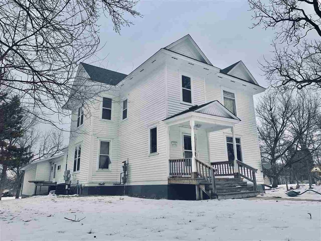 204 E Broad Ave, Flandreau, SD 57028 Trulia