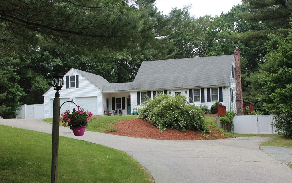 63 Grove St, Upton, MA 3 Bed, 3 Bath SingleFamily Home 42 Photos