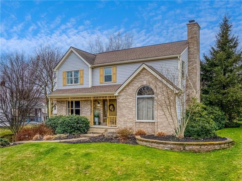 213 Meadowbrook Dr, Cranberry Township, PA 16066