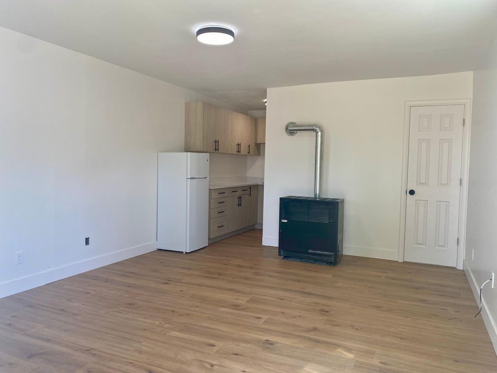 718 9th Ave S, Great Falls, MT 59405