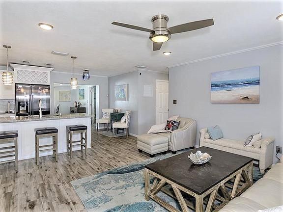 2284 Nash St, Clearwater, FL 33765