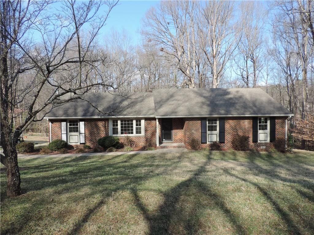 10710 Haverford Ln, Richmond, VA 23236